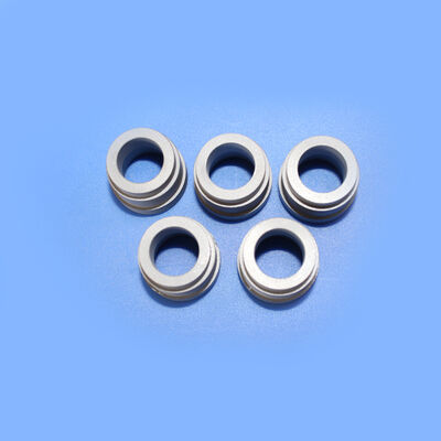 HRA92 경도, 530-700 GPa 탄성 계수, 우수한 내마모성 및 내식성을 갖춘 고정밀 텅스텐강 로드 슬리브 블랭크 프리폼